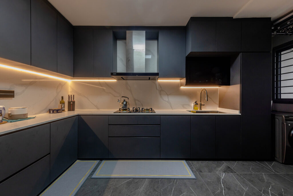 Tampines Green Verge - 5-room HDB kitchen design