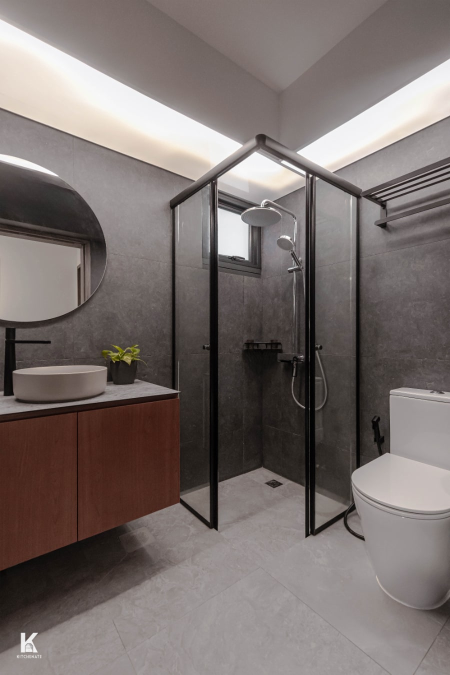 637B tampines greenvines 4 Room HDB BTO toilet1