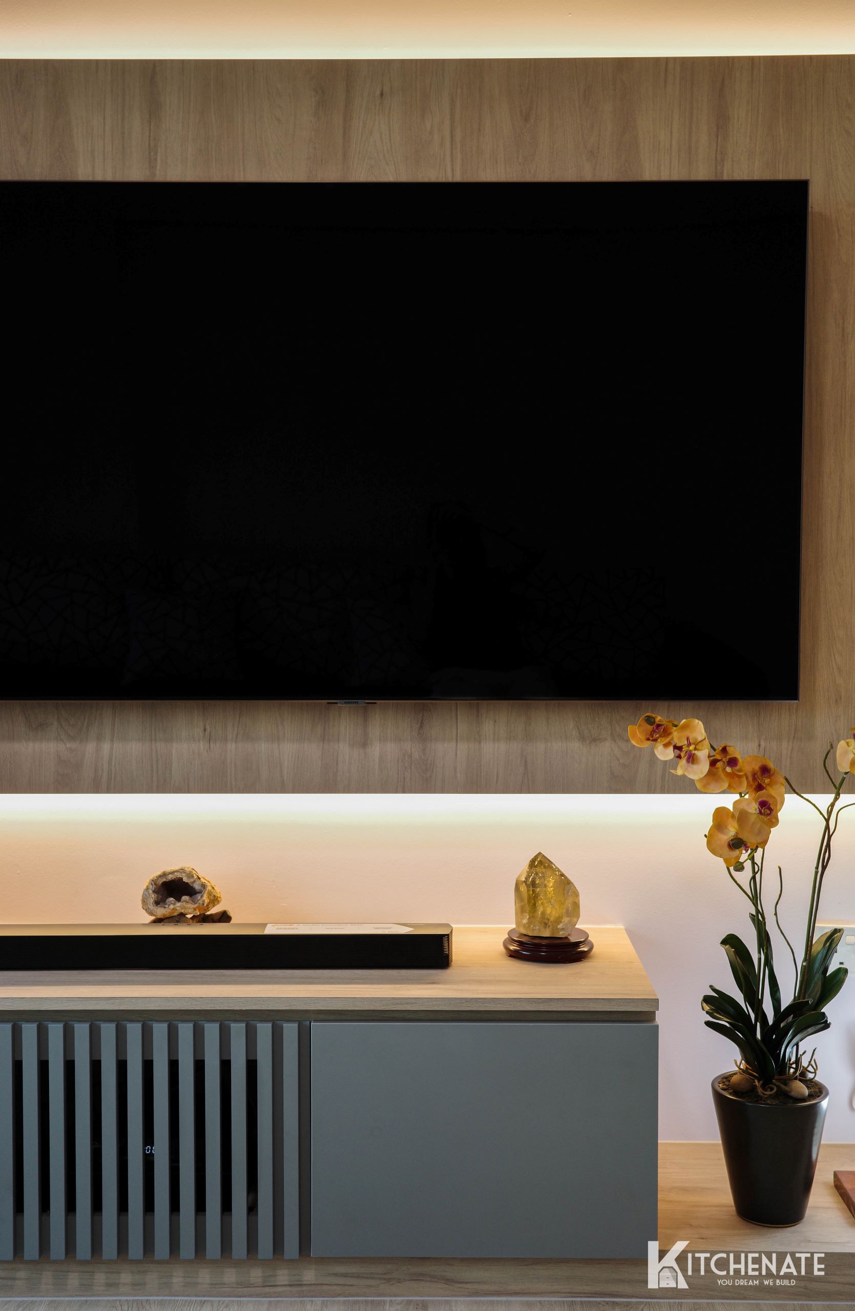 449A Bukit Batok TV Cabinet 3 Room HDB BTO