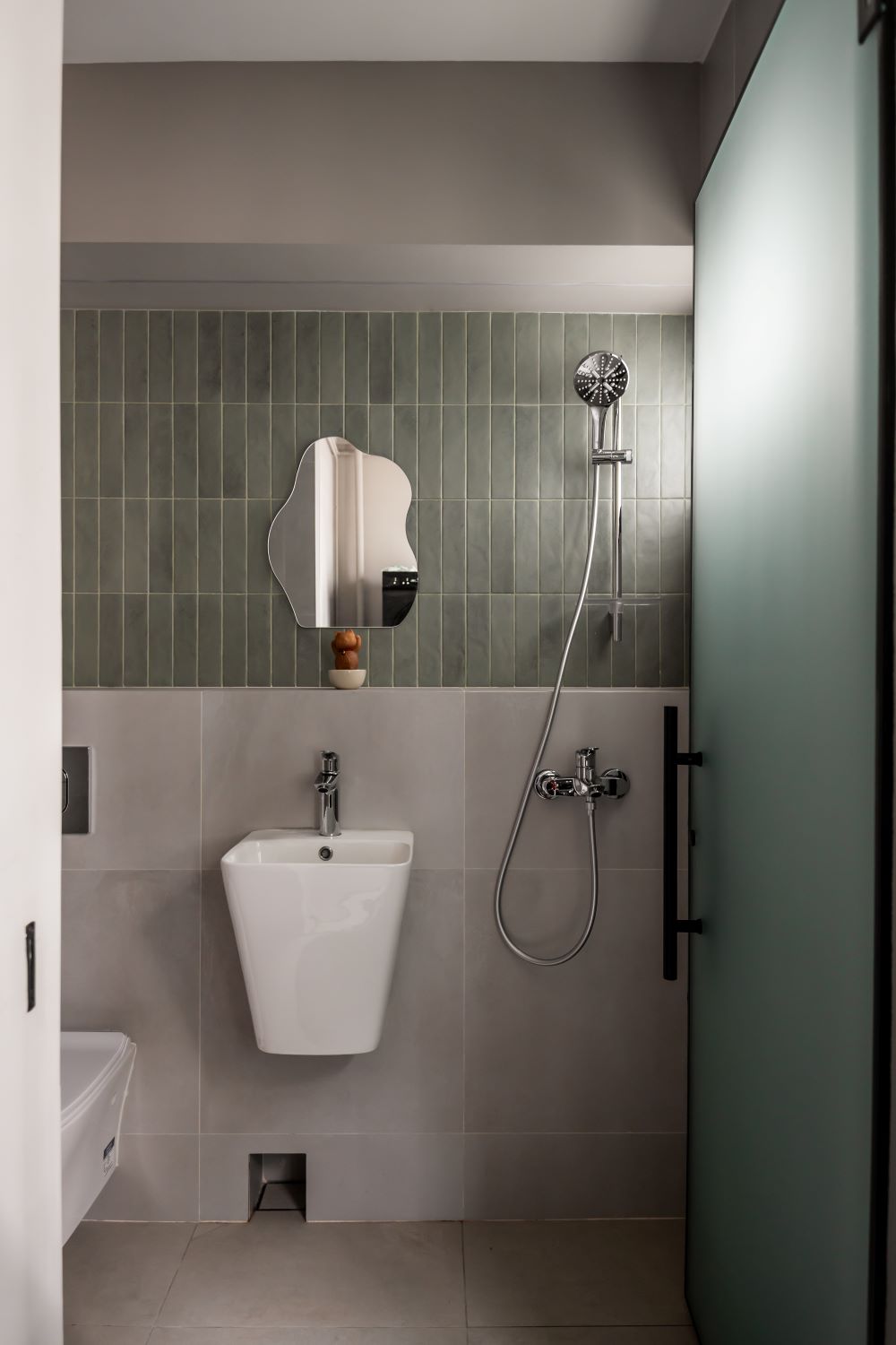Compact bathroom HDB interior design at 404 Serangoon Ave 1, 5-room resale