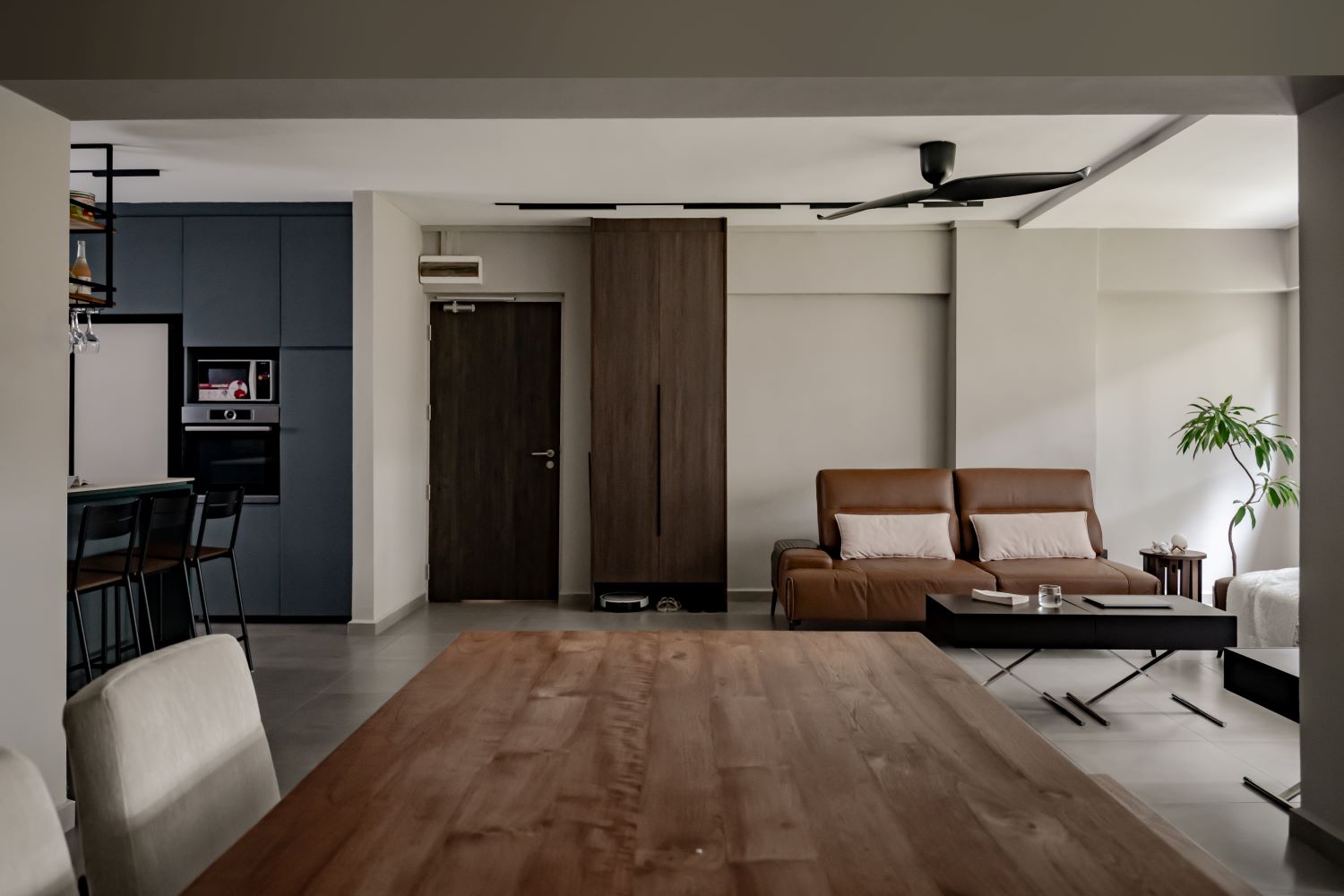 Dining Area HDB interior design at 404 Serangoon Avenue 1, 5-room HDB resale