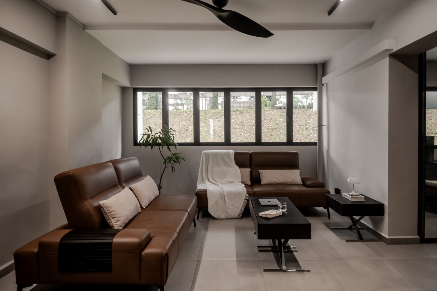 Living room HDB interior design, 404 Serangoon Avenue 1, 5-room resale flat