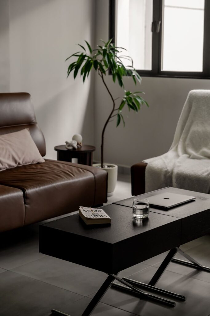 Modern living room HDB interior design, 404 Serangoon Ave 1, 5-room resale_9 Modern living room HDB interior design, 404 Serangoon Ave 1, 5-room resale_9