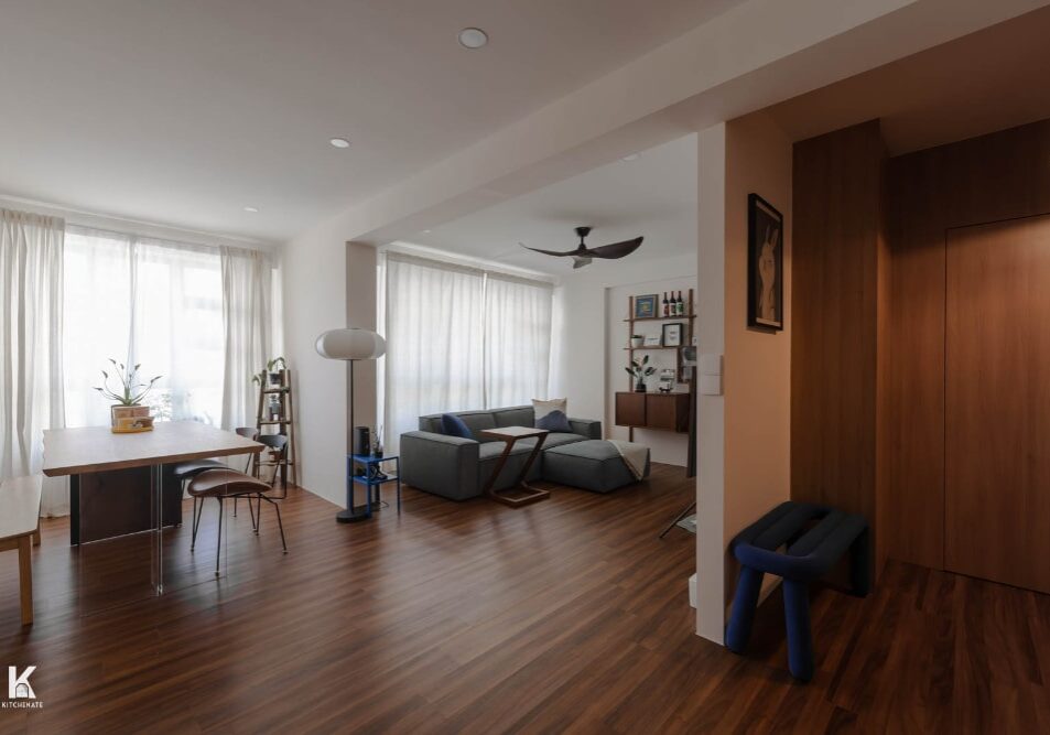 637B tampines greenvines living room, 4 Room HDB BTO